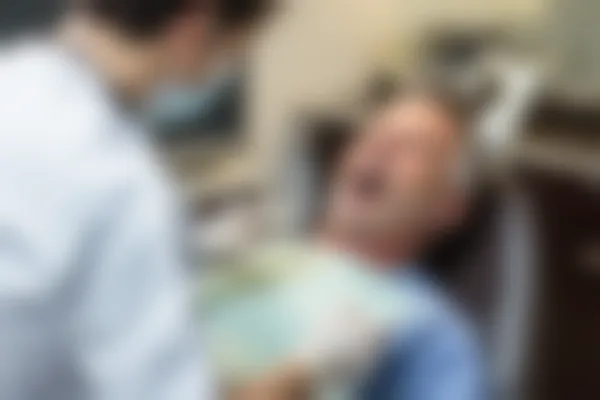 南京合一口腔诊所拔牙服务现价仅需600元起，原价800元起，助您轻松解决口腔困扰，享受超值优惠！