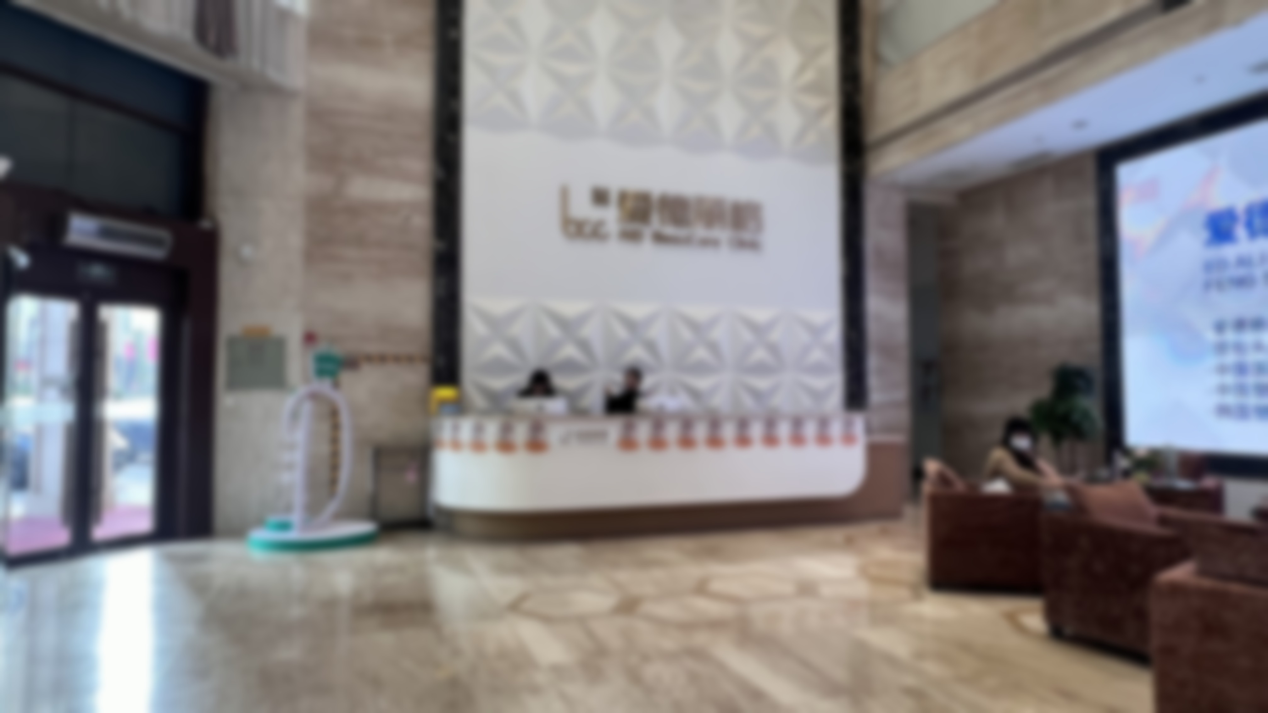 四、顾客在大连爱德丽格体验大气泡皮肤管理的实例分享