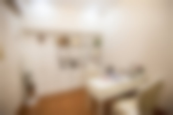 铜陵晶美医疗美容门诊部俞益明简介：二十余年整形经验，擅长多领域塑美手术 