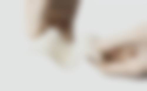 三、硅胶隆鼻和膨体的适用人群