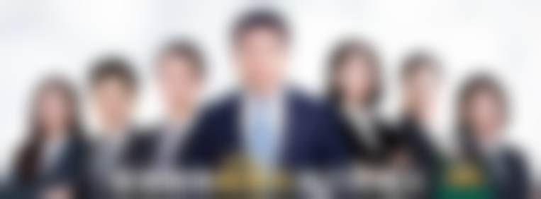 {大连市冯守运医生简介：10余年整形经验，擅眼鼻胸整形，技术精细且负责 