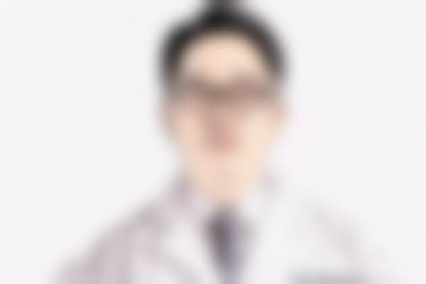 四、深圳米兰柏羽医疗美容医院医生在英伦大提升项目上的专精能力
