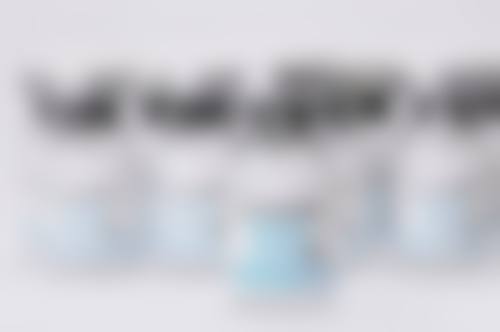 一、眼袋形成的原因及危害